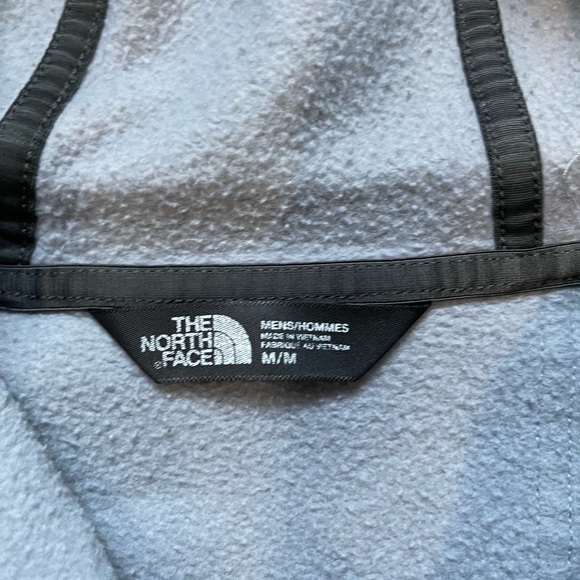 North face hoodie - Picture 4 of 6